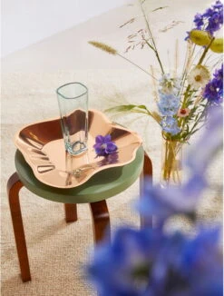 Iittala Aalto Vase, 180 Mm, Clear 1937 -FINISH DESIGN SHOP 1066192 iittalaemea 04 iittala alvar aalto collection vase 180mm clear 1937