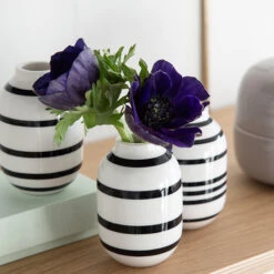 Kähler Omaggio Vase, Medium, Black -FINISH DESIGN SHOP 10Kahler iso HV