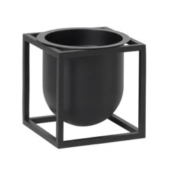 By Lassen Kubus Flowerpot 10, Black