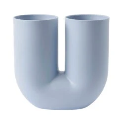 Muuto Kink Vase, Light Blue
