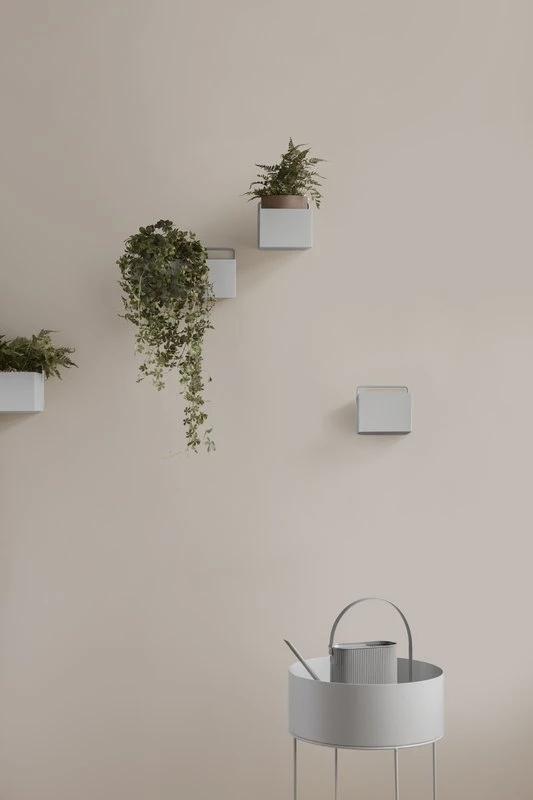 Ferm LIVING Plant Box, Round, Light Grey 4 Ferm LIVING Plant Box, Round, Light Grey - Image 2