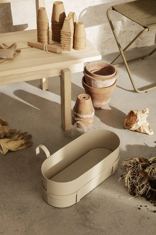 Ferm LIVING Bau Balcony Box, Cashmere 5 Ferm LIVING Bau Balcony Box, Cashmere - Image 3