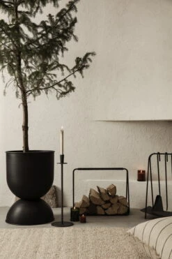 Ferm LIVING Hourglass Pot, L, Black 12 Ferm LIVING Hourglass Pot, L, Black -FINISH DESIGN SHOP 27 12357