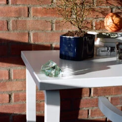 Artek Riihitie Plant Pot B, Small, Blue Gloss -FINISH DESIGN SHOP 403Artek iso FV