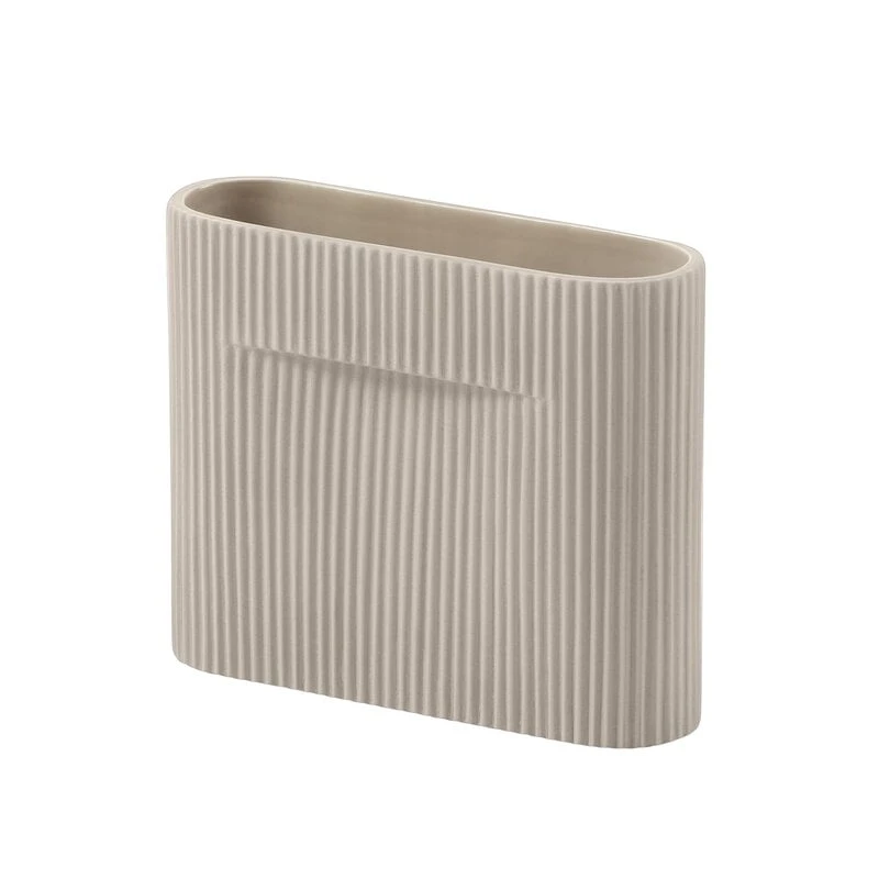 Muuto Ridge Vase, 16,5 Cm, Beige 3 Muuto Ridge Vase, 16,5 Cm, Beige