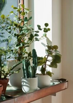 &Tradition Collect SC69 Planter Pot, 12 X 13 Cm, Milk -FINISH DESIGN SHOP ATD Retail 2022 Collect Planter SC69 SC72 1