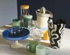 HAY Jessica Hans Shadow Vase, Black - White -FINISH DESIGN SHOP Borosilicate Mug Sowden Juicer Tavern Glass Borosilicate Jar Display Food Stand 2 in 1 Serving Set Jessica Hans Shadow Vase