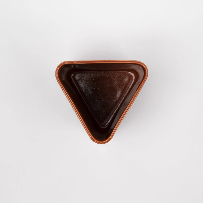 Raawii Canvas Vase, Large, Cuban Rum 5 Raawii Canvas Vase, Large, Cuban Rum - Image 3