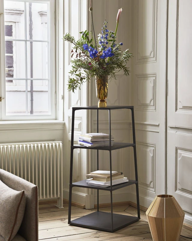 HAY Bottoms Up Vase, L, Amber 6 HAY Bottoms Up Vase, L, Amber - Image 4