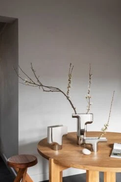 Georg Jensen Nendo Vase, Medium, Stainless Steel -FINISH DESIGN SHOP GJ AW22 Nendo 02