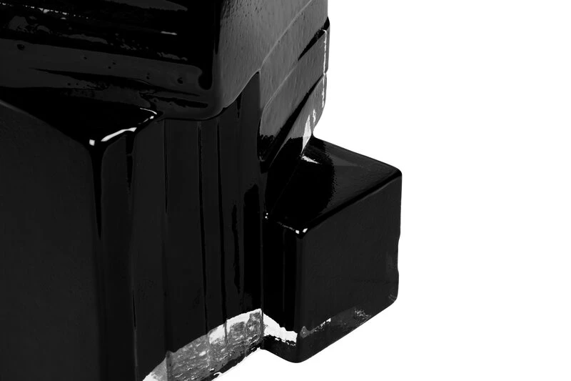 Hem Brute Vase, Black 5 Hem Brute Vase, Black - Image 3