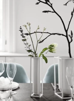 By Lassen Kubus Flora Vase, White -FINISH DESIGN SHOP IMGL1692