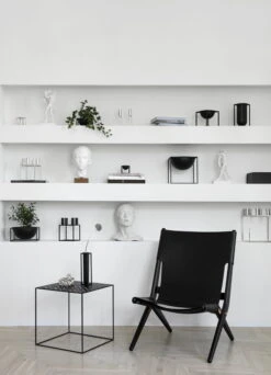 By Lassen Kubus Lily Vase, Black -FINISH DESIGN SHOP IMGL6946