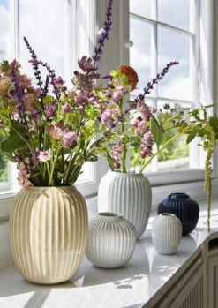 Kähler Hammershøi Vase 105 Mm, White 11 Kähler Hammershøi Vase 105 Mm, White -FINISH DESIGN SHOP KAH 692476 692360 692362 693194