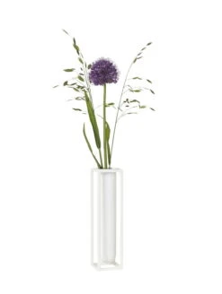 By Lassen Kubus Flora Vase, White -FINISH DESIGN SHOP Kubus Vase Small White 2