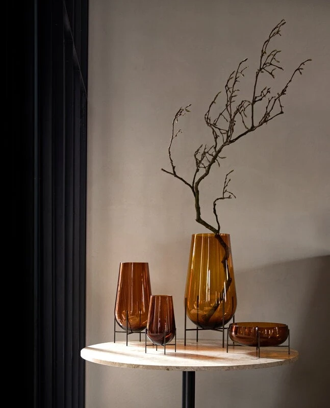 MENU Échasse Vase, Medium, Amber 4 MENU Échasse Vase, Medium, Amber - Image 2