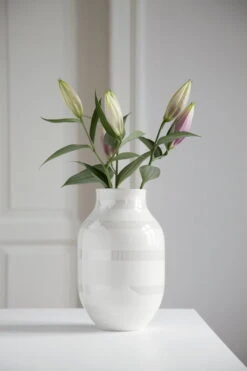 Kähler Omaggio Vase, Large, Pearl 10 Kähler Omaggio Vase, Large, Pearl -FINISH DESIGN SHOP Omaggio Pearl H305 1