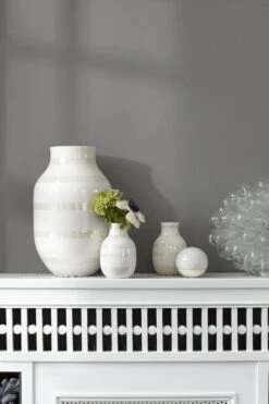 Kähler Omaggio Vase, Large, Pearl 11 Kähler Omaggio Vase, Large, Pearl -FINISH DESIGN SHOP Omaggio2