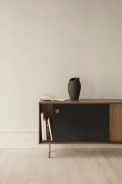 Sibast Magnolia Vase, Black -FINISH DESIGN SHOP SIBAST AW21 17