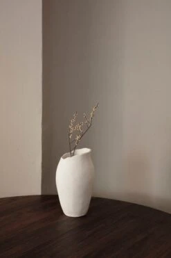 Sibast Magnolia Vase, White -FINISH DESIGN SHOP SIBAST AW21 21 MAIN