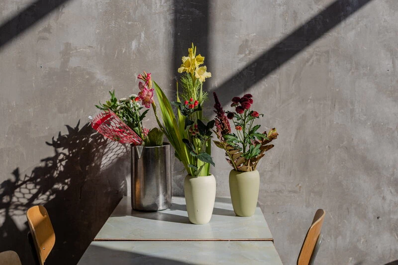 Lokal Helsinki Silmu Vase, Green 8 Lokal Helsinki Silmu Vase, Green - Image 6