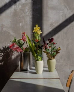 Lokal Helsinki Silmu Vase, Green 12 Lokal Helsinki Silmu Vase, Green -FINISH DESIGN SHOP SILMU lokalkollektion lokalhelsinki2022 45