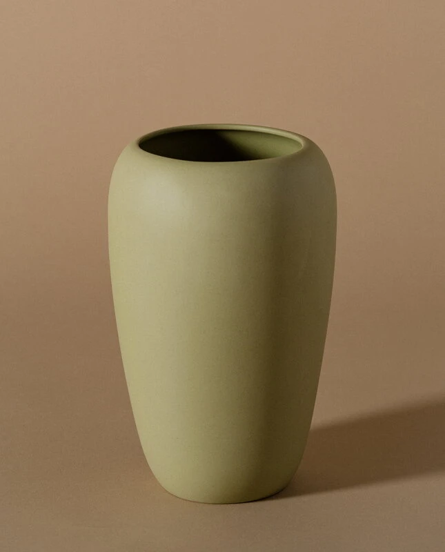 Lokal Helsinki Silmu Vase, Green 5 Lokal Helsinki Silmu Vase, Green - Image 3