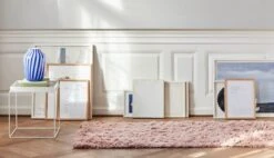 HAY Juice Vase, High, Blue 11 HAY Juice Vase, High, Blue -FINISH DESIGN SHOP Tray Table 40x40 white Juice Vase High blue Shaggy Rug rose