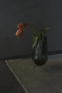 MENU Échasse Vase, Medium, Smoke -FINISH DESIGN SHOP echasse menu13