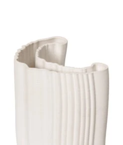 Ferm LIVING Moiré Vase, Off-white -FINISH DESIGN SHOP fermLIVING AW22 MoireVase 1104266244 pack 2