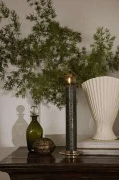 Ferm LIVING Fountain Vase, Off-white -FINISH DESIGN SHOP fermLIVING XMAS22 PureAdventCandle BlockCandleHolder image 2