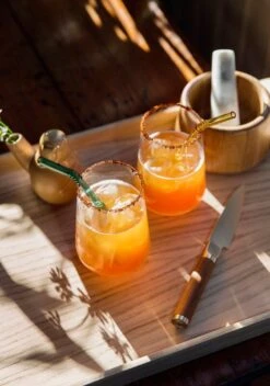 Artek Easter Dog Vase 10 Artek Easter Dog Vase -FINISH DESIGN SHOP taco Ruoka1